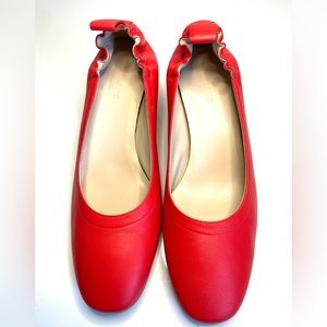 Everlane everyday red leather pump, size 9, made in Italy